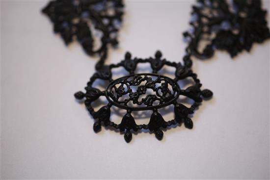 A 19th century Berlin? ironwork parure, necklace 15.5in.